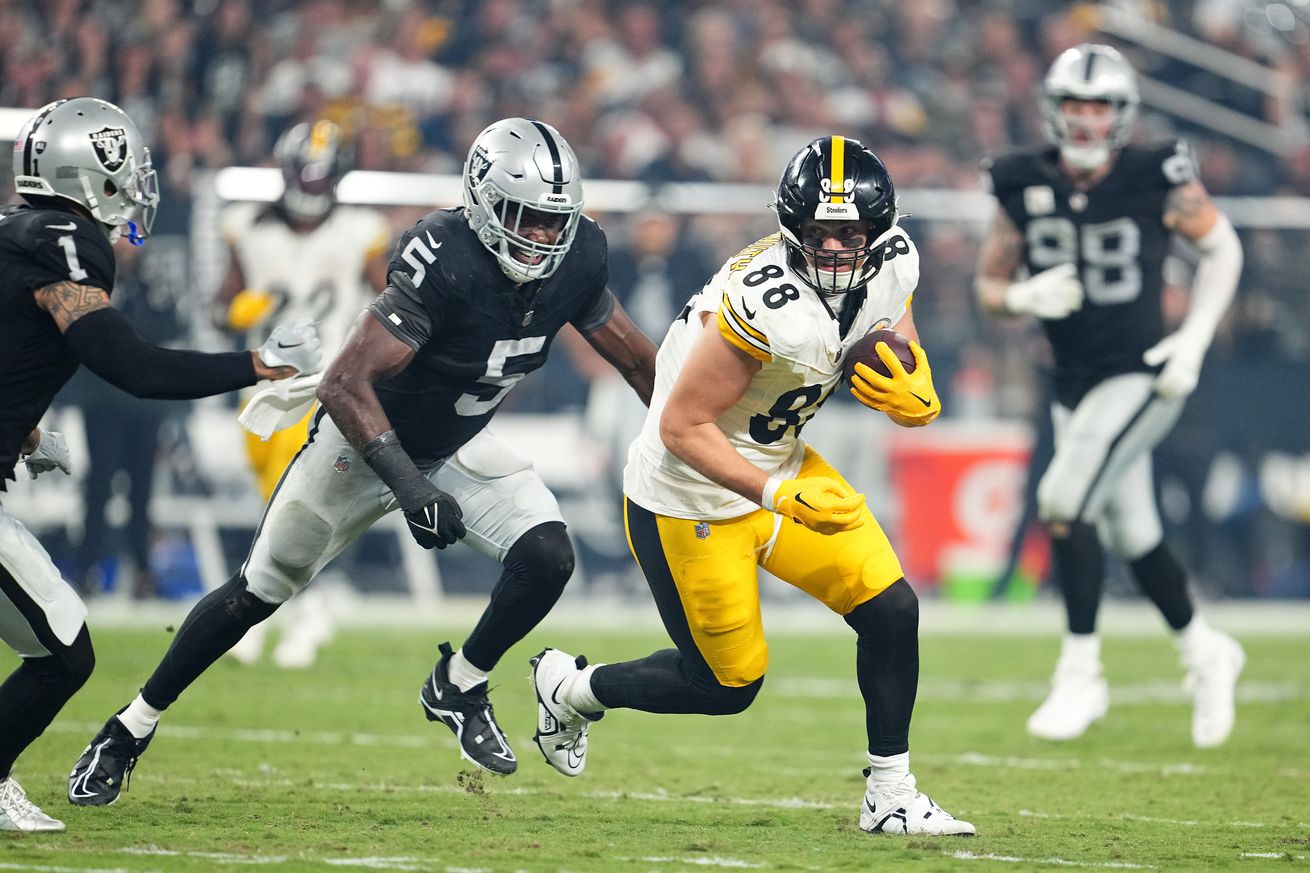 Pittsburgh Steelers v Las Vegas Raiders