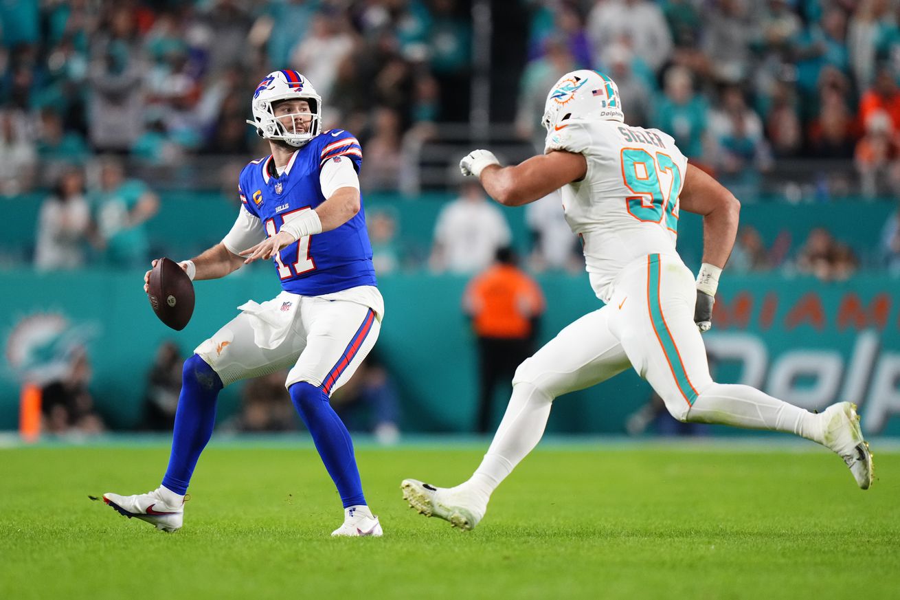 Buffalo Bills v Miami Dolphins