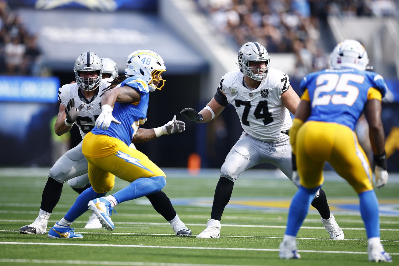 Las Vegas Raiders v Los Angeles Chargers