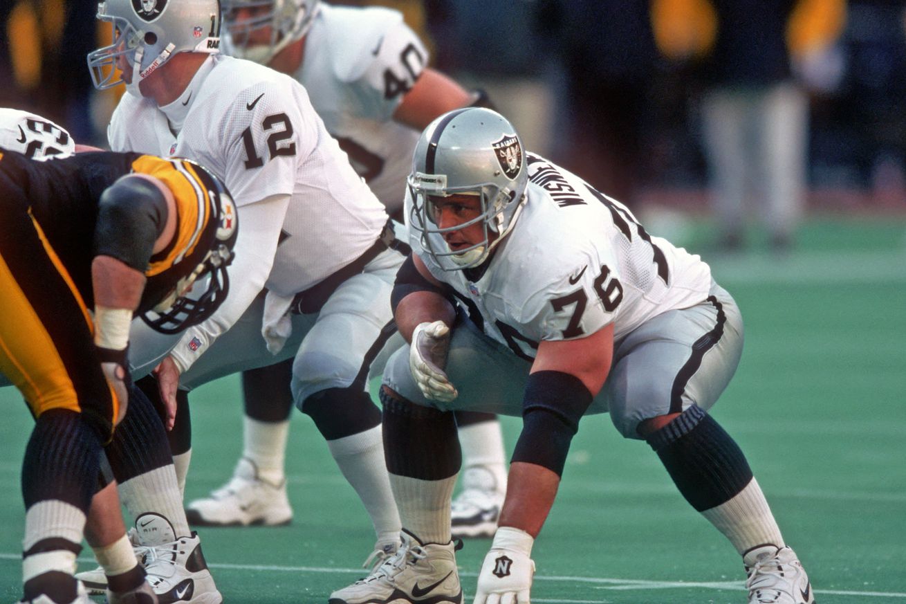 Oakland Raiders v Pittsburgh Steelers