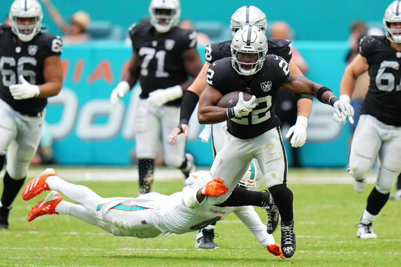 Las Vegas Raiders v Miami Dolphins