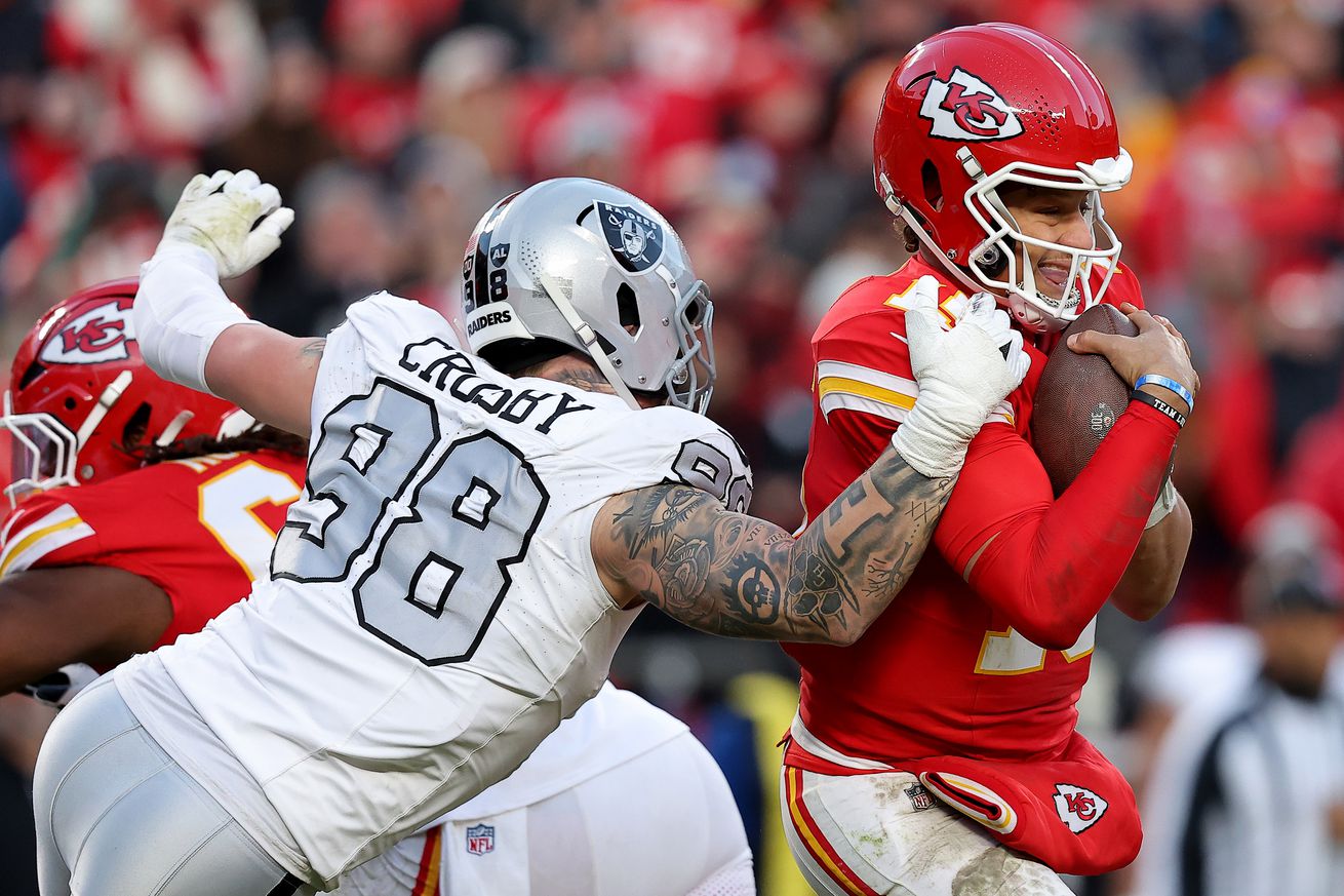 Las Vegas Raiders v Kansas City Chiefs