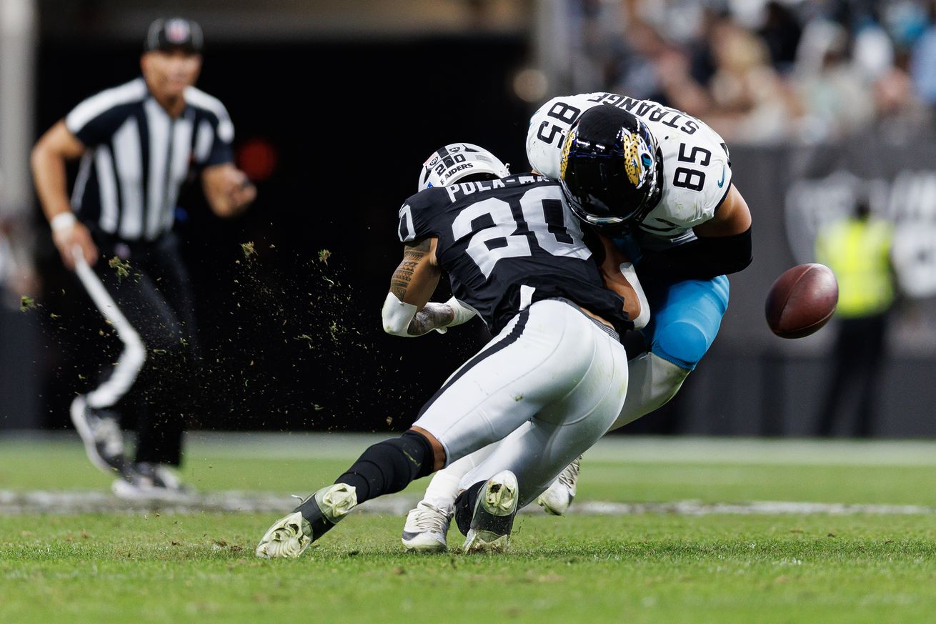 Jacksonville Jaguars v Las Vegas Raiders