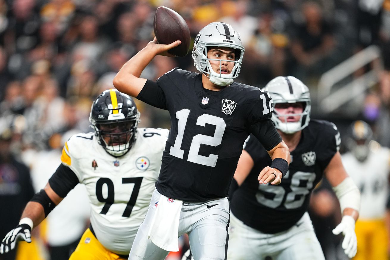 Pittsburgh Steelers v Las Vegas Raiders