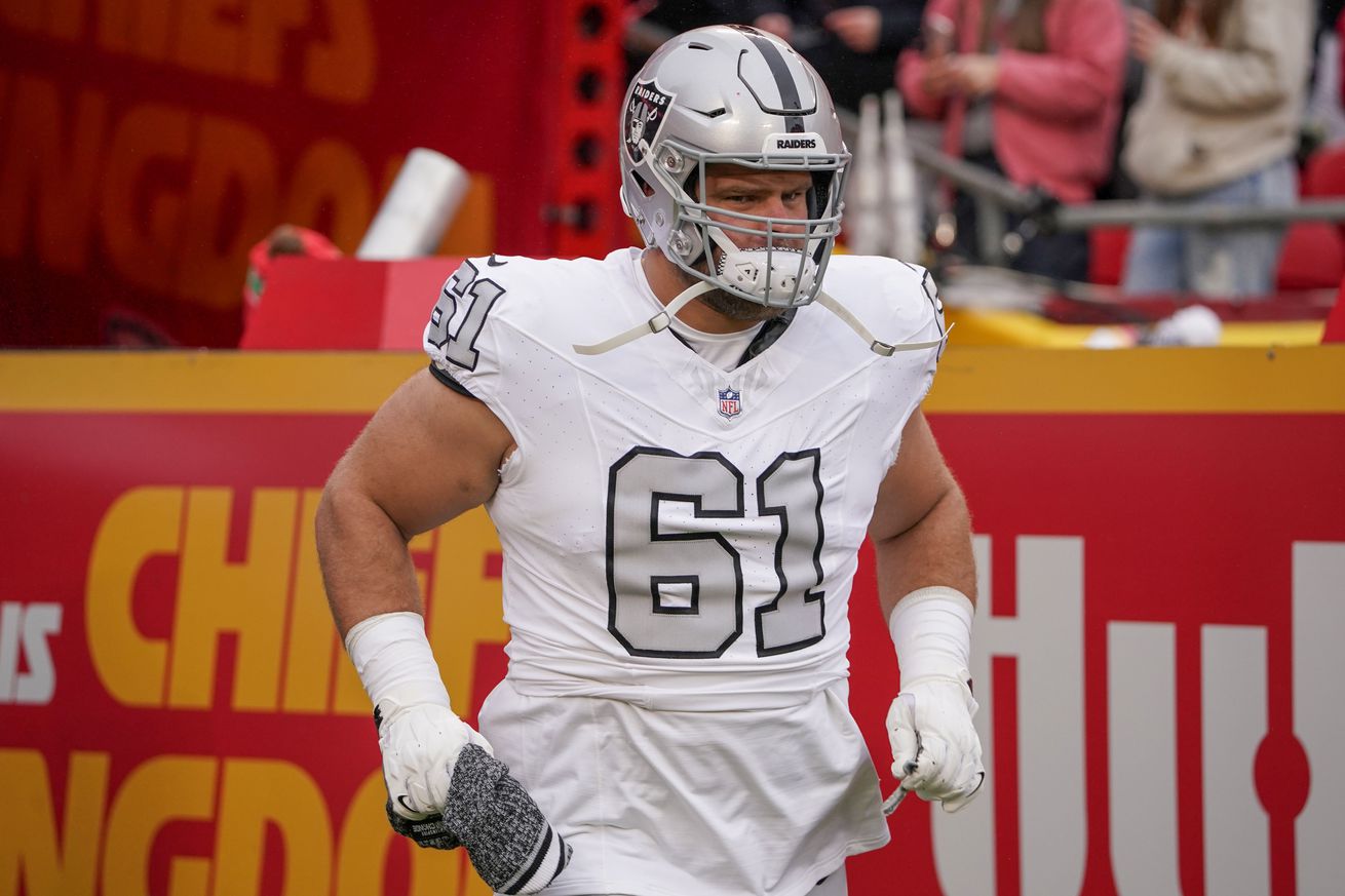 NFL: Las Vegas Raiders at Kansas City Chiefs