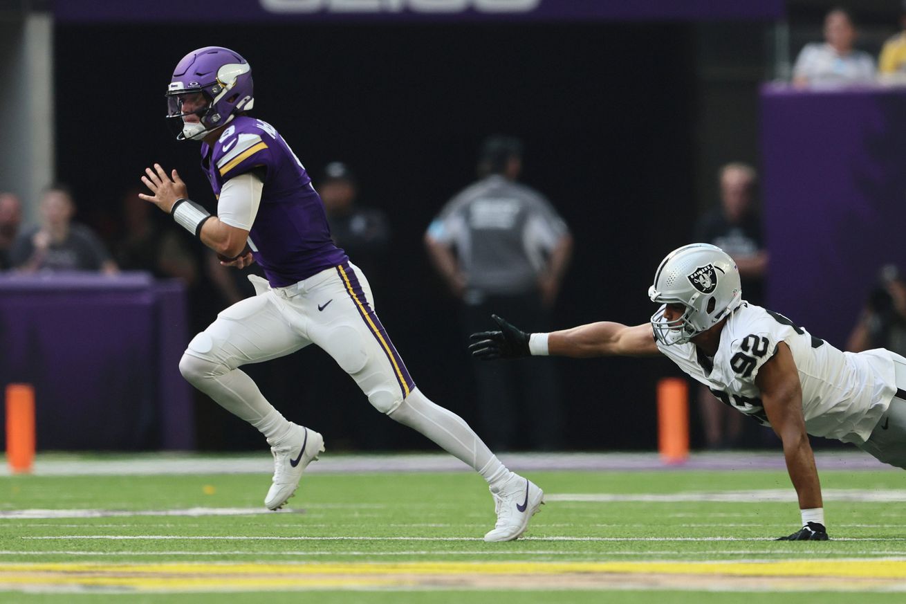 Las Vegas Raiders v Minnesota Vikings