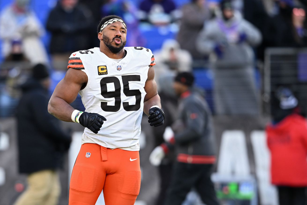 Cleveland Browns v Baltimore Ravens