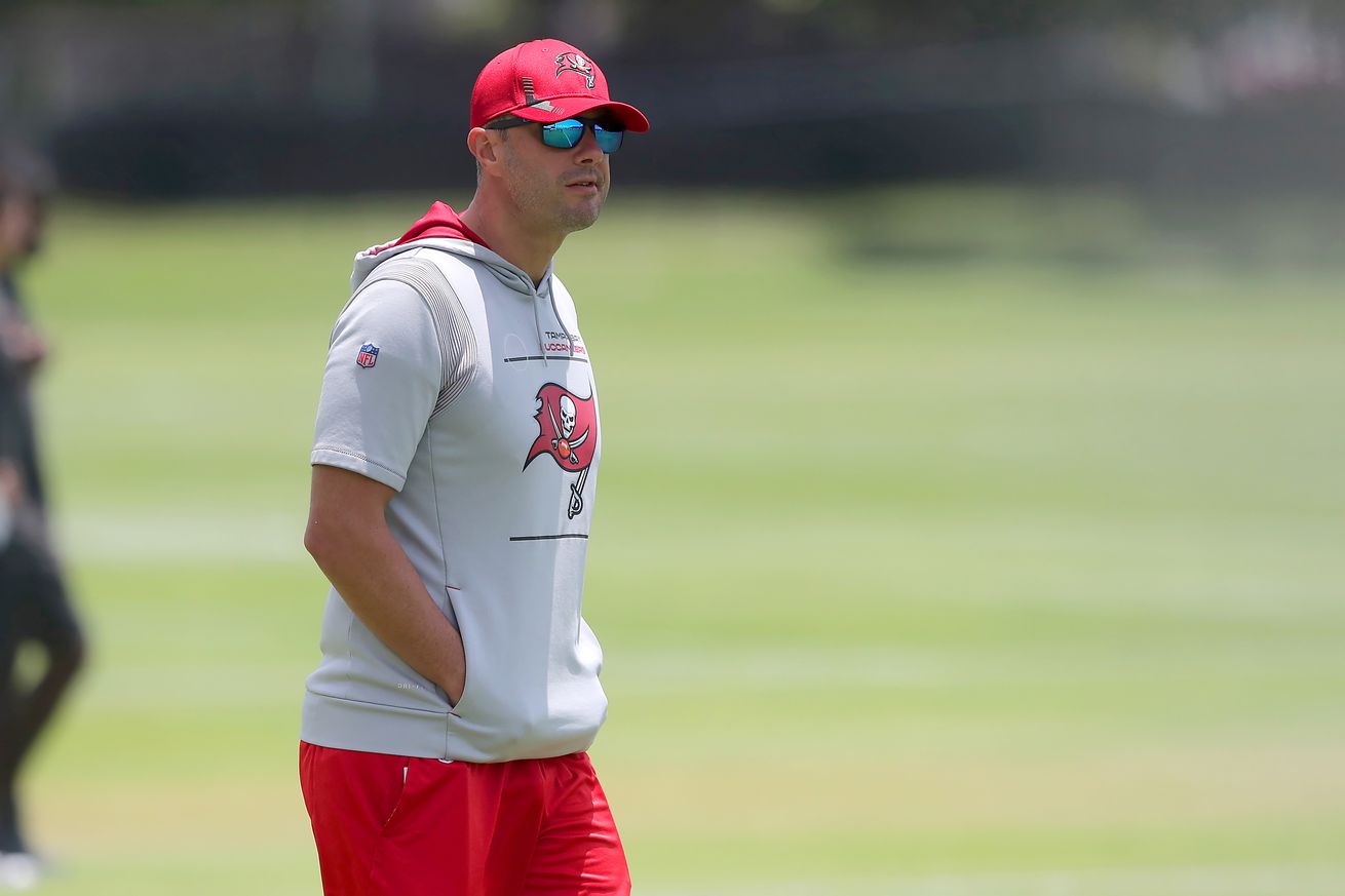 NFL: MAY 14 Tampa Bay Buccaneers Rookie Minicamp