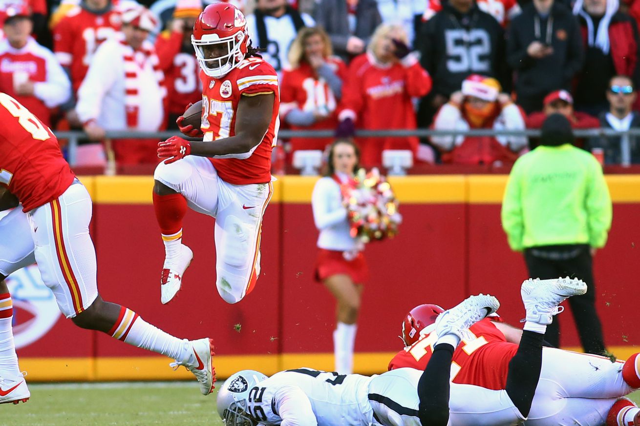 NFL: Oakland Raiders at Kansas City Chiefs